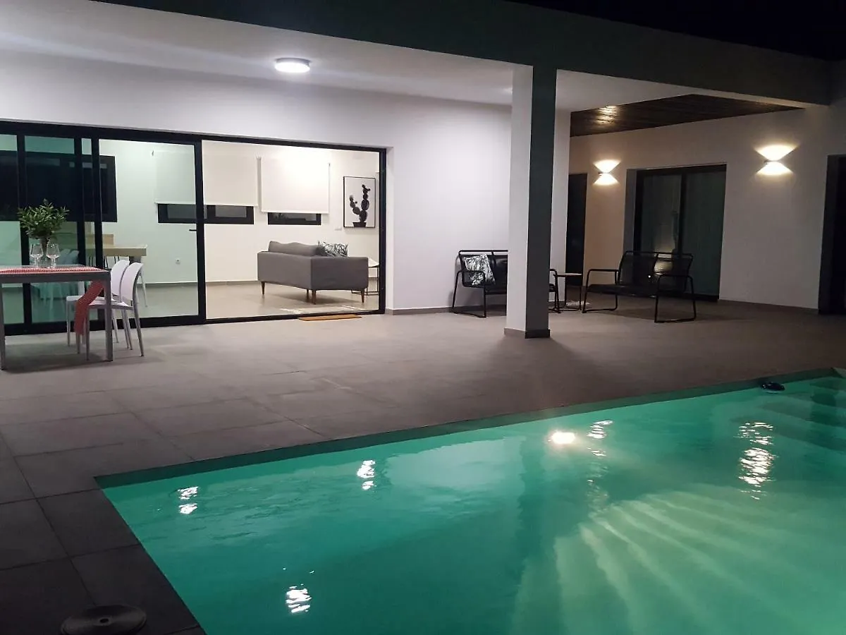 Villa Montana Colorada Lajares Spagna