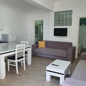 https://villa-kristiana-sarande.albaniahotels.org