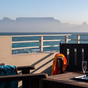 Bokkombaai , Bloubergstrand South Africa