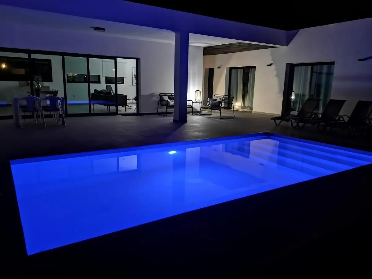 Сasa de vacaciones Villa Montaña Colorada Lajares España